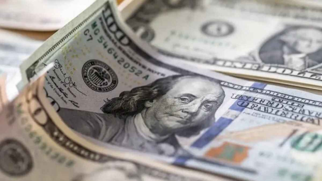 dolar-blue-hoy-minuto-a-minuto:-a-cuanto-esta-este-martes-24-de-septiembre