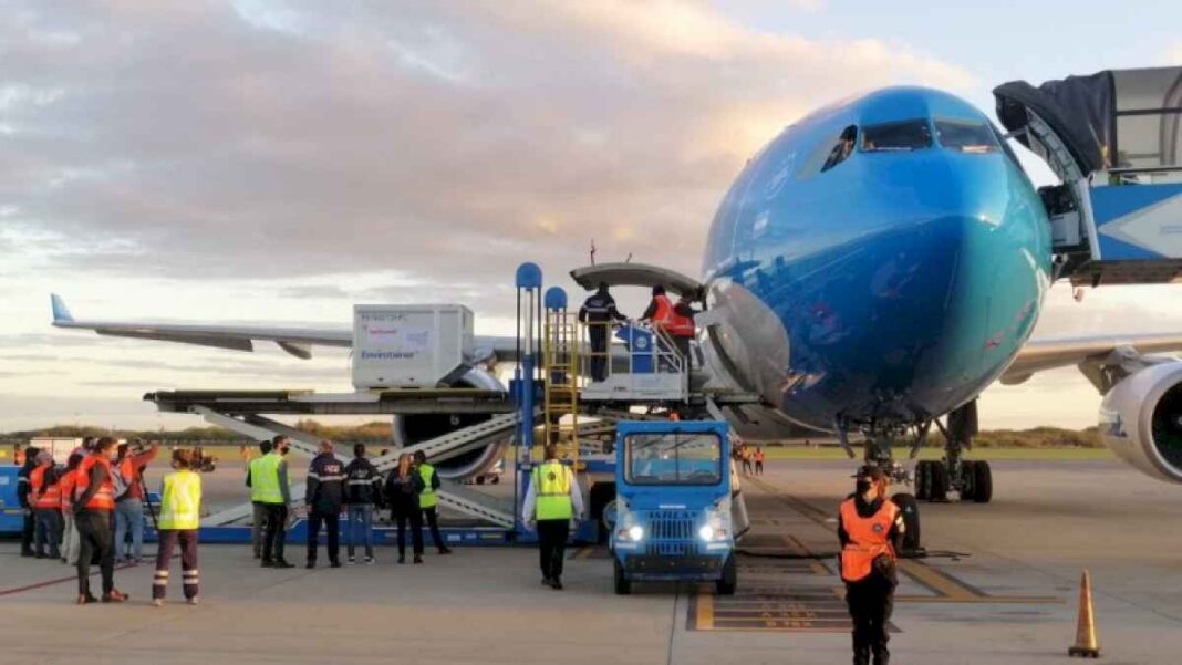 la-justicia-suspendio-la-esencialidad-aeronautica-que-pretendia-el-gobierno-de-milei