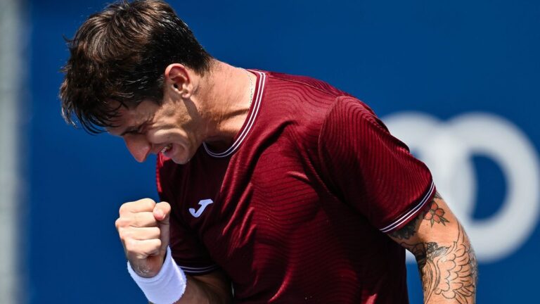 Ugo Carabelli ganó una batalla en Miami y lo espera un Djokovic aún con dudas