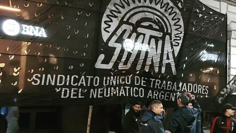 Trabajadores del neumático paran por 24 horas en reclamo de aumento salarial