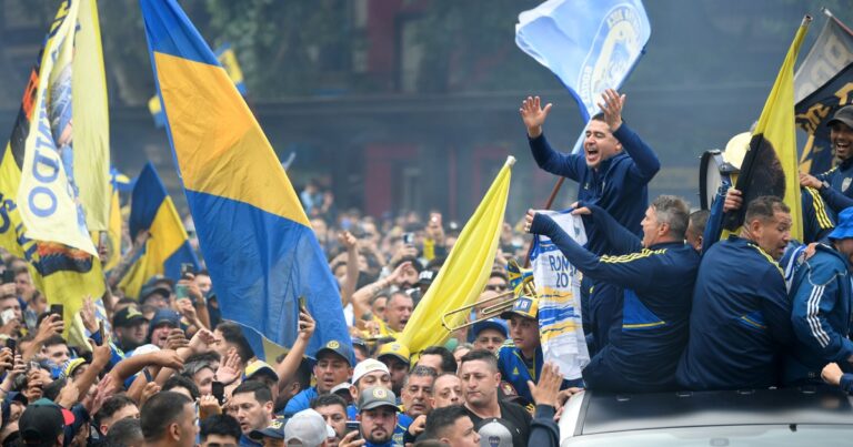 Román, emocionado en el cumple 120 del club: «Boca puede vivir sin Riquelme, yo no, es mi vida…»