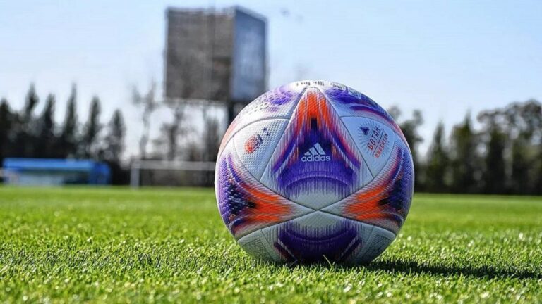 Llegó al fútbol argentino la Tarjeta Azul de Concientización sobre el Autismo: de qué se trata