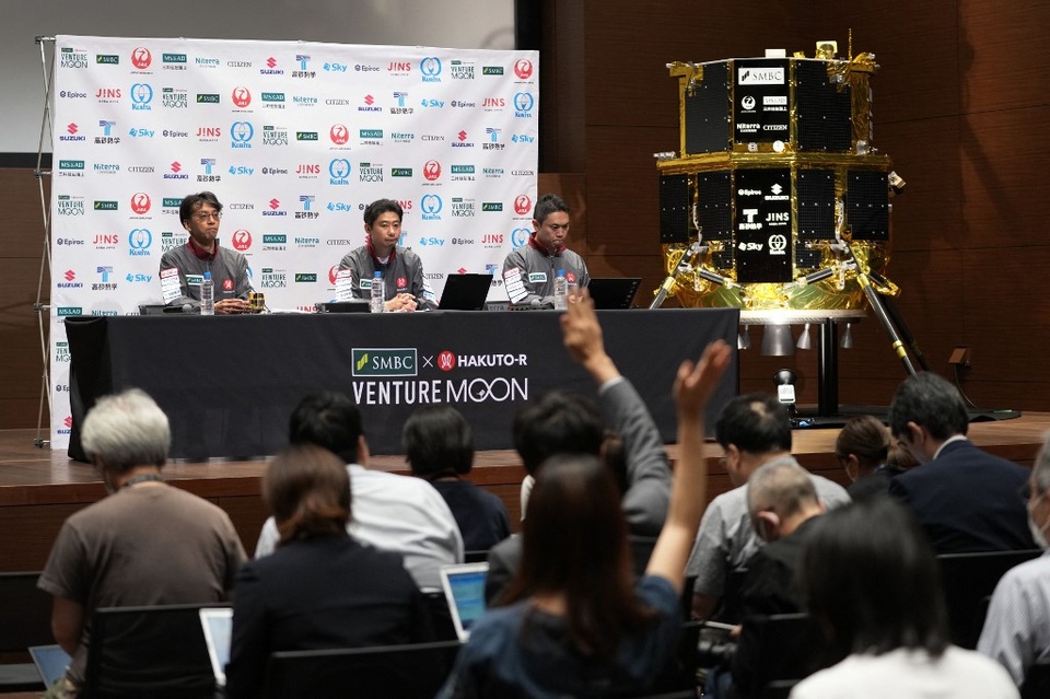 1225386-una-empresa-aeroespacial-japonesa-fallo-en-su-mision-de-enviar-una-sonda-a-la-luna