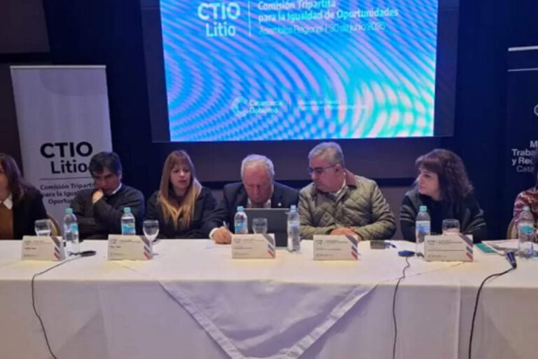 Raúl Jalil presidió encuentro clave de la CTIO Litio