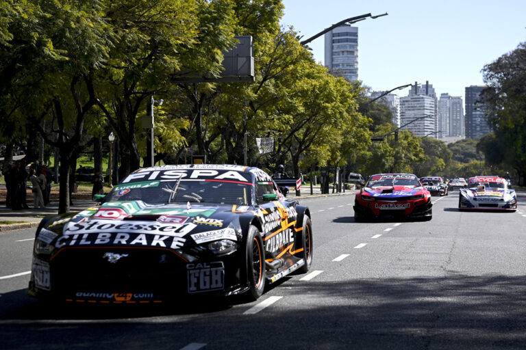 TC: Copan las calles antes de ir al autódromo