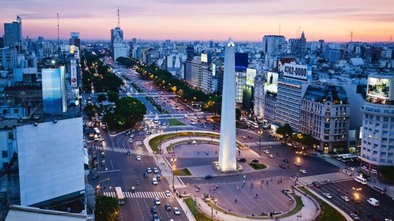 Así será el microcentro porteño dentro de 100 años, según la Inteligencia Artificial